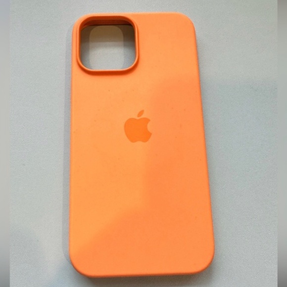 iPhone case - Picture 3 of 3